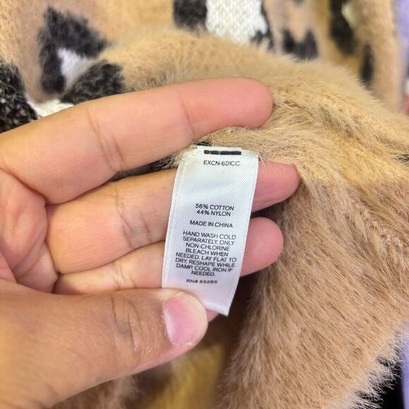 NWT Express Womens Cheetah Pullover Sweater Brown Medium Leopard Print Soft Cozy - Picture 5 of 7